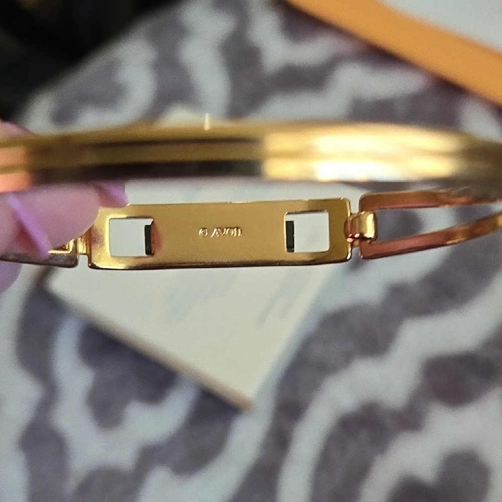 Avon Vintage 1978 Gold Jade Double Band Bracelet